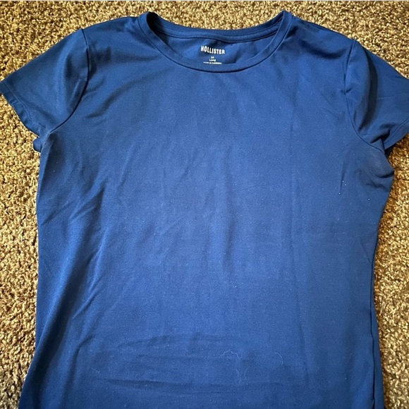 Hollister Women's Blue T-Shirt Cropped - Picture 1 of 3